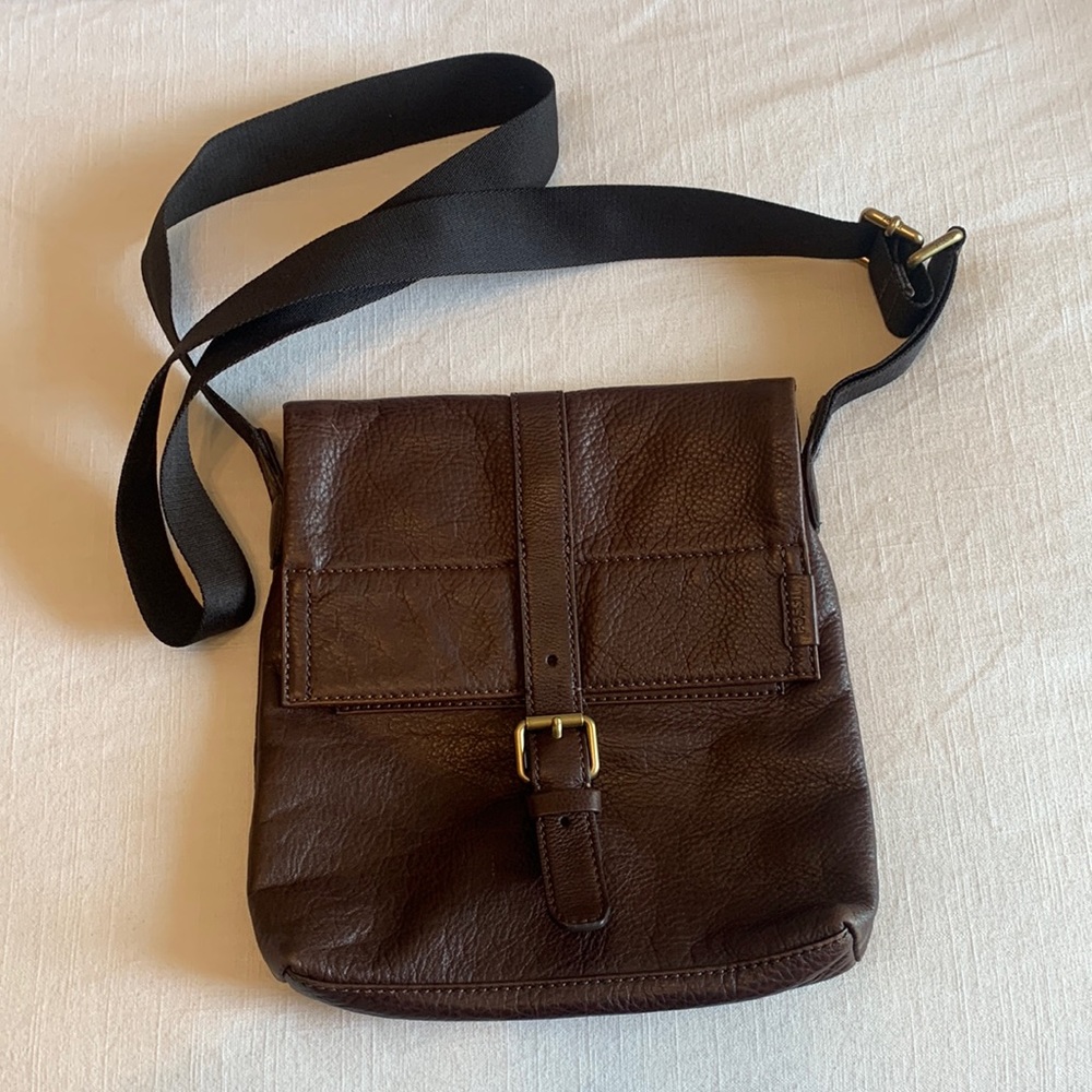 Brown Fossil Crossbody bag, perfect condition!!